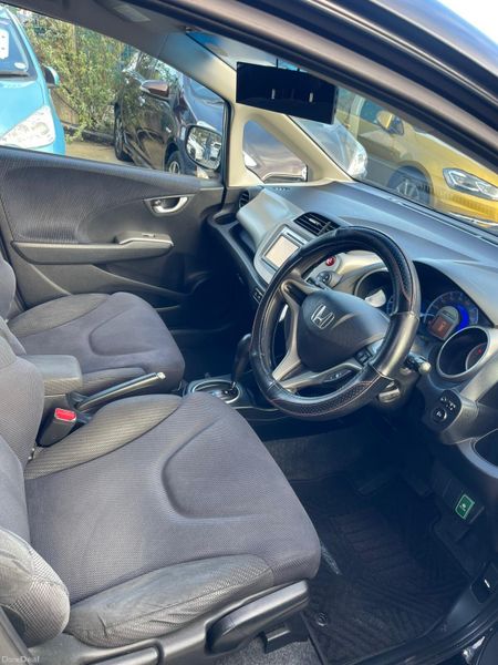 2013 Honda Fit Hybrid Automatic 381850916