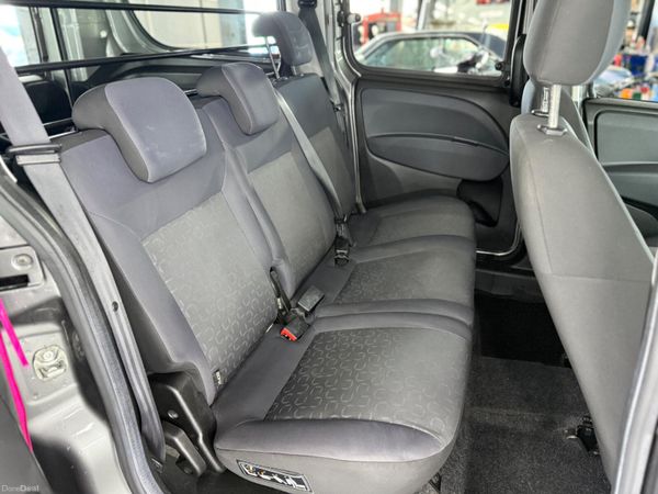 ◼️2017 FIAT DOBLO 1.5 DIESEL 5 SEATER CREWCAB◼️ 381853534