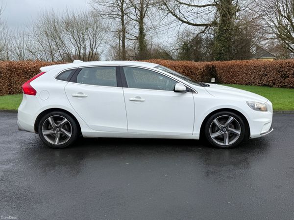 2014 Volvo V40 R-Design 381857498