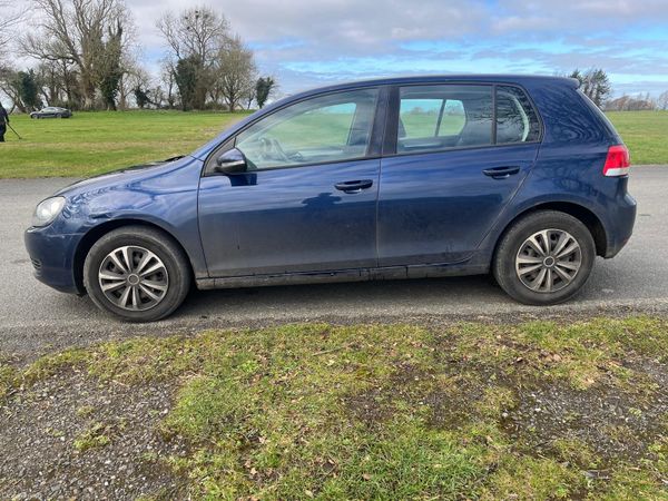 Volkswagen Golf 2010 Trade sale 381860444