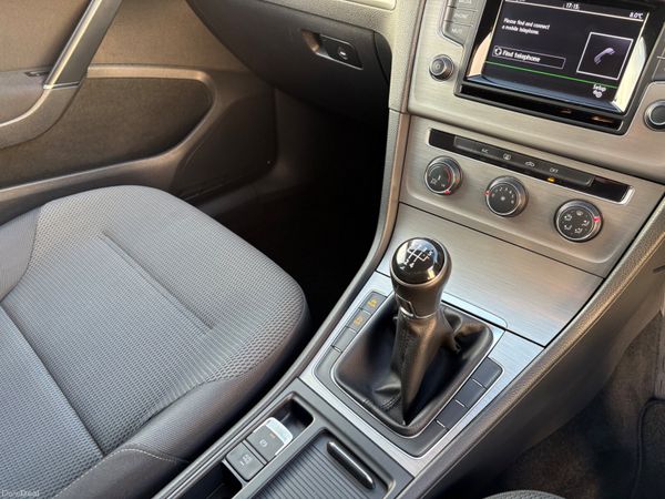 2014 Volkswagen Golf 1.6TDI Manual 381861036