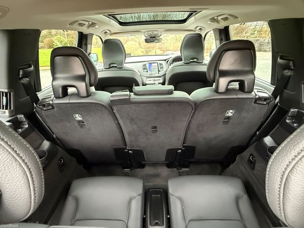 Stunning 231 Volvo XC90 R-Design! 381861358