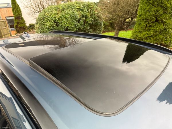 Stunning 231 Volvo XC90 R-Design! 381861366