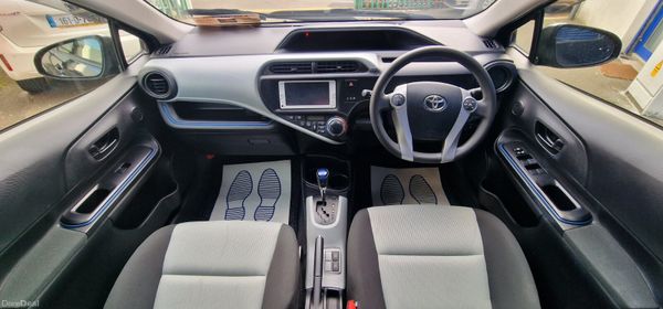 Toyota Aqua Hybrid AA APPROVED 381886204