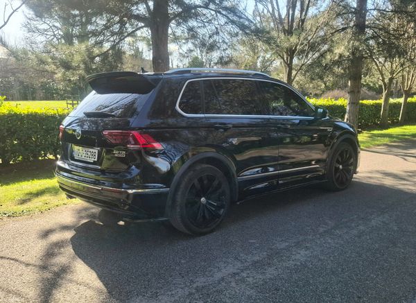 VW TIGUAN 4 MOTION R LINE 381801846