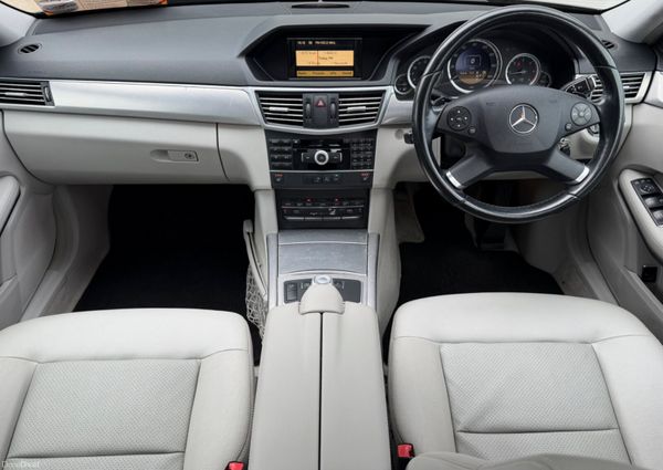 Mercedes-Benz E200CDI Exclusive 381802326