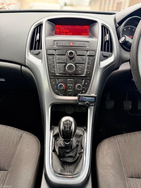 Opel Astra 2014 New NCT&Tax 381811446