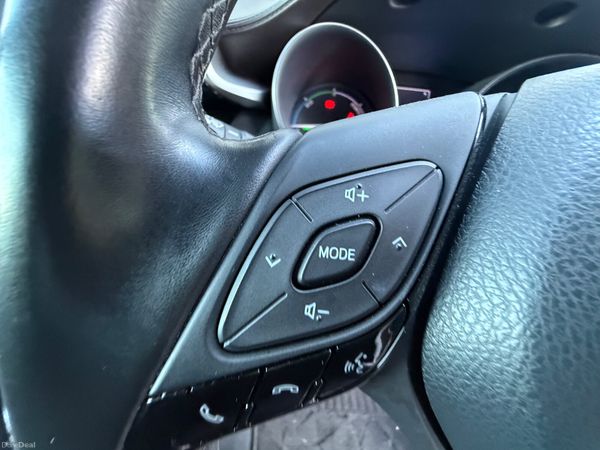 2017 Toyota C-HR 1.8 Hybrid Automatic,Top Specs 381814670