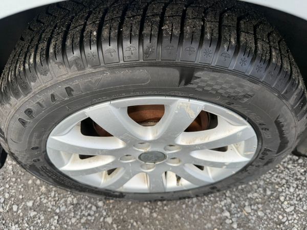 2007 Volkswagen Polo 381821738