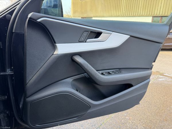 Audi A4 S-Line Automatic 381964004