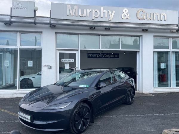 Tesla Model 3 2025 381964822