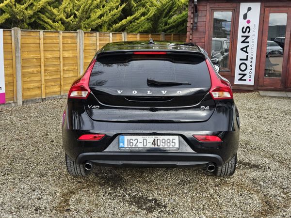 Volvo V40 D4 2.0 DIESEL AUTO NEW NCT 02/28 381968910