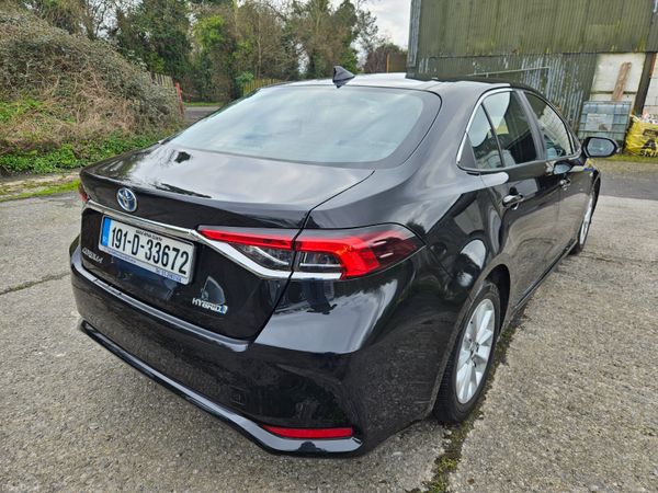 Toyota Corolla 2019 1.8 hybrid only 81klm 381975602