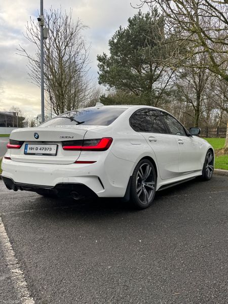BMW 3-Series 2019 M-Sport Plus 381912196