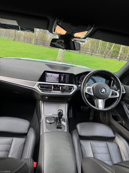 BMW 3-Series 2019 M-Sport Plus 381912304