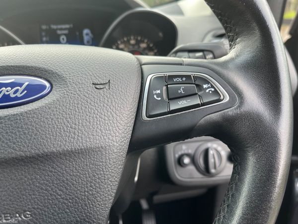 Ford Kuga 2.0TDCi 150PS FWD Titanium 382041878