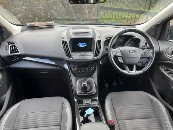 Ford Kuga 2.0TDCi 150PS FWD Titanium 382041884