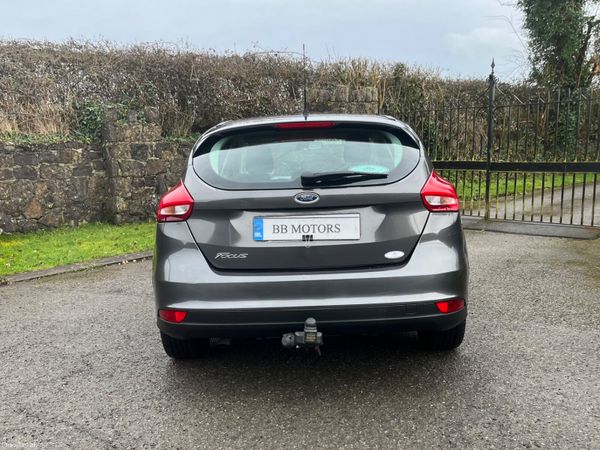 Ford Focus 1.5 TDCi 95PS Style 382042010