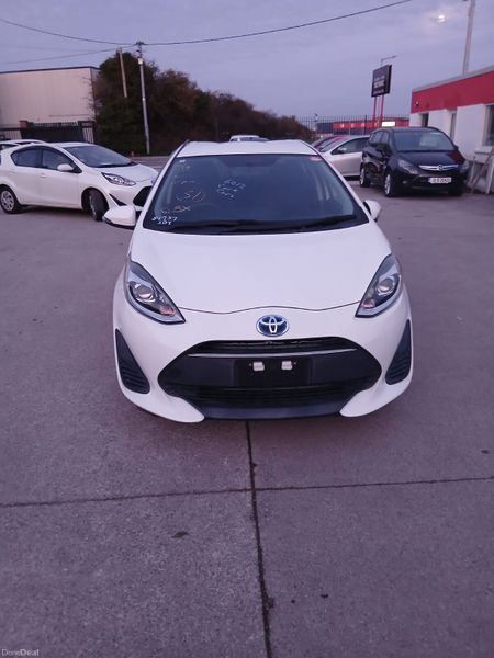 Toyota Aqua 2018 382042746