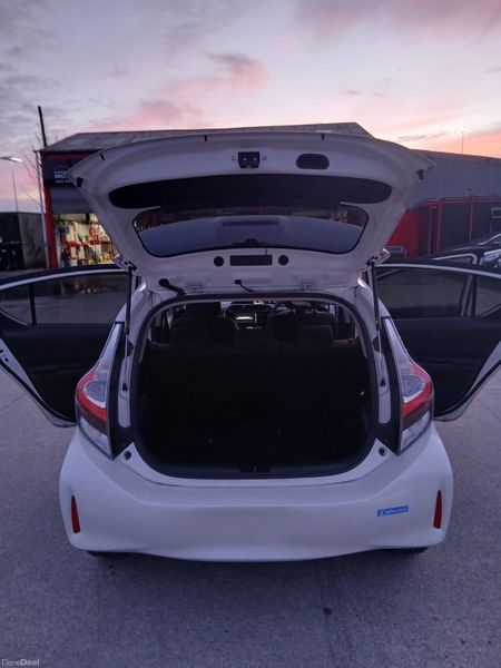 Toyota Aqua 2018 382042754