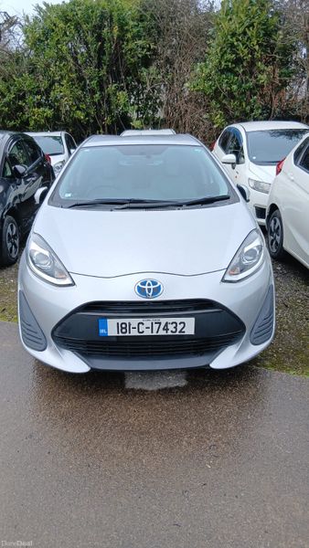 Toyota Aqua 2018 382044204