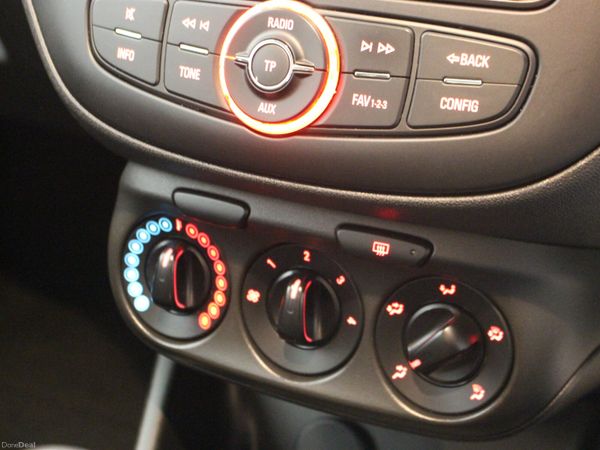 2017 Opel Corsa 1.4 petrol 382063478