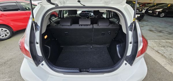 Toyota Aqua Automatic push start 382066894