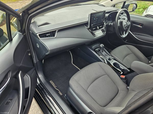 Toyota Corolla 2019 1.8 hybrid only 81klm 382070564