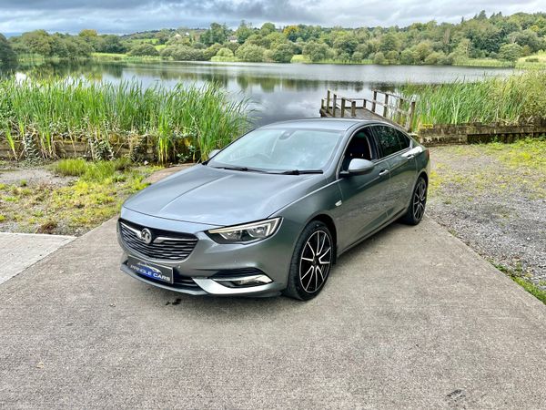 Opel Insignia 2018 382074000