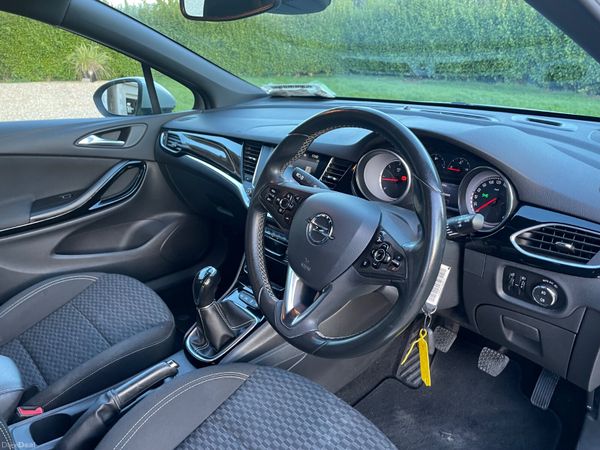 Opel Astra 2018 SRI Diesel sport Nct Jan/ 2028 382006058