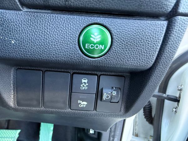 2015 Honda Fit 1.5 Hybrid Automatic,57K Miles 382028568