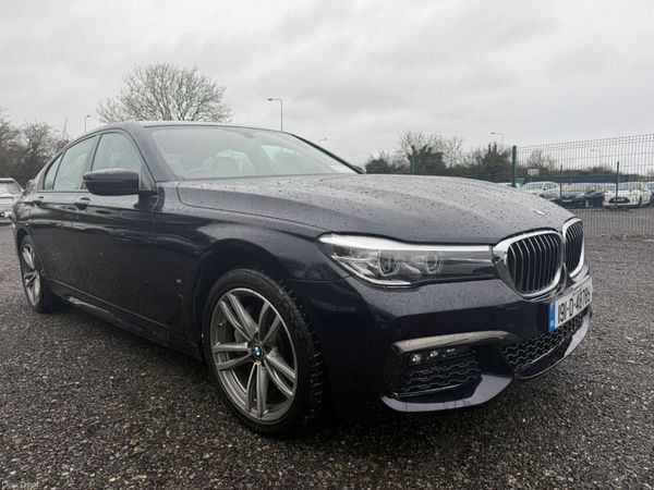 BMW 7-Series 2019 382152286
