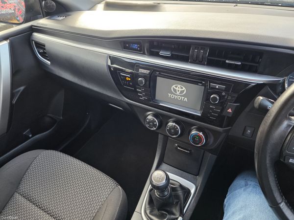 Toyota Corolla 2016 382156794