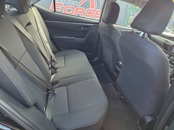 Toyota Corolla 2016 382156800