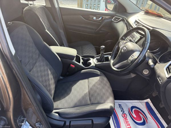 142 Nissan Qashqai 1.5dci 382157576