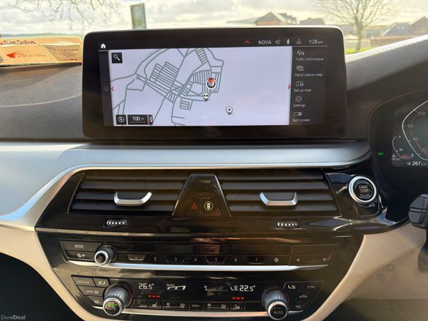 BMW 5-Series 2021 SE MHT 382157666