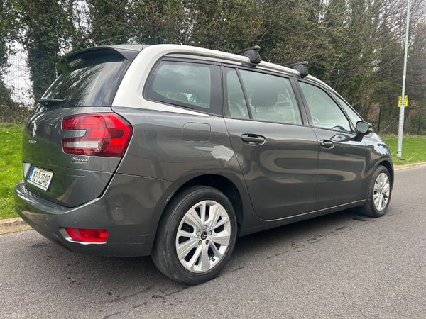 Citroen C4 2016 (7 SEATER) 382194220
