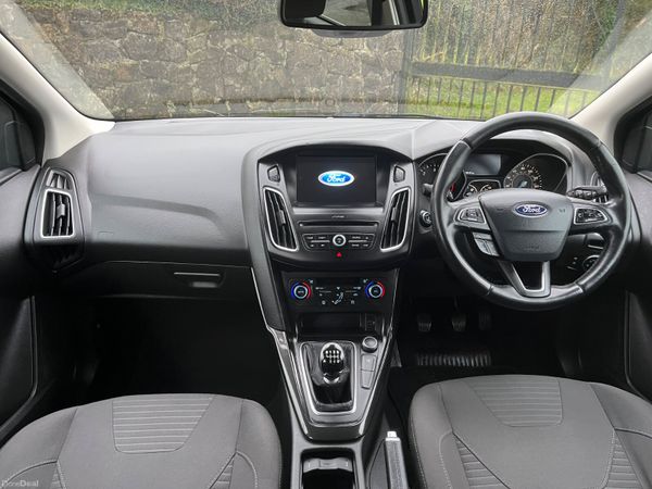 Ford Focus 1.5 TDCi 120PS Titanium 382104650