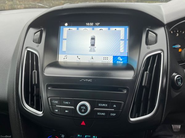 Ford Focus 1.5 TDCi 120PS Titanium 382104654