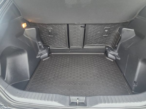 2023 TOYOTA YARIS CROSS 1.5 HYBRID DESIGN 122BHP 382107944