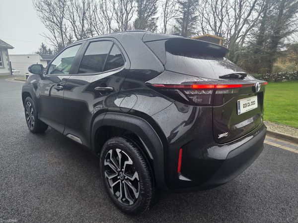 2023 TOYOTA YARIS CROSS 1.5 HYBRID DESIGN 122BHP 382107938