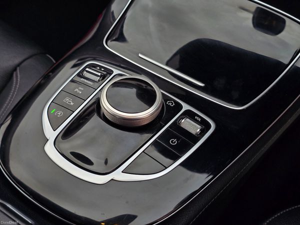 Mercedes-Benz E-Class 2017 382108034