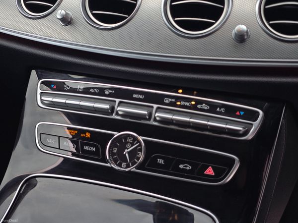 Mercedes-Benz E-Class 2017 382108038