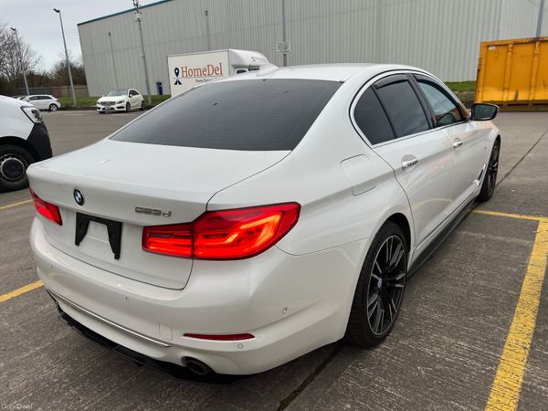2017 BMW 523 LUXURY LINE NCT 2028 382108104
