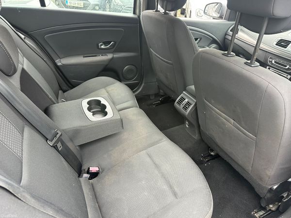 Renault Fluence 1.5 DCI GEARBOX NEEDS ATTENTION 382121710