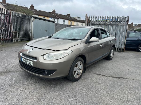 Renault Fluence 1.5 DCI GEARBOX NEEDS ATTENTION 382121732