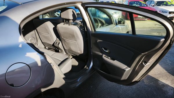 Renault Fluence 2011 Trade car starts and drives 382250126