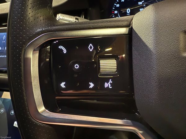 221 Range Rover Evoque 1.5 P300E R-Dynamic SE 382283648