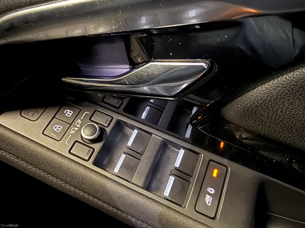 221 Range Rover Evoque 1.5 P300E R-Dynamic SE 382283658