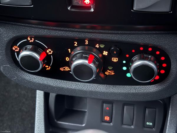 2018 Dacia Duster (New NCT) * EASTER SALE * 382290896